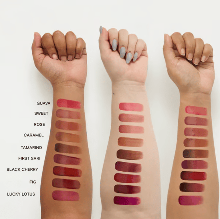 🔥Newly launched ✨Lips Staining Lip Oil (Non-Sticky | Non-Smudge | 24H Long-Lasting👄)