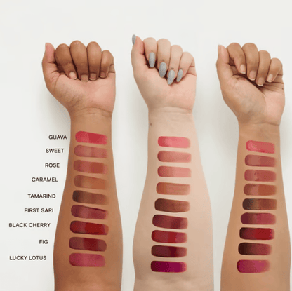 🔥Newly launched ✨Lips Staining Lip Oil (Non-Sticky | Non-Smudge | 24H Long-Lasting👄)